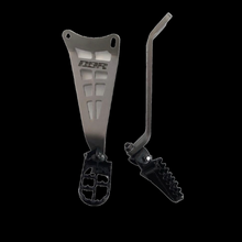 Upload the image to the Gallery viewer, DBR Kit Pedane in Acciaio Inox per Piaggio Bravo e Si - DBR Factory