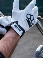 Upload the image to the Gallery viewer, DBR Winter Touch Pro - Guanti Da Moto Invernali in Neoprene - DBR Factory
