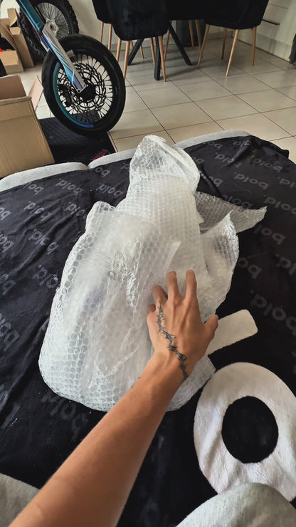 DBR 4T Titanium Exhaust Manifold + Powerbomb - KTM: EXC-F 450 (2020-2023), Husqvarna: 450 FE (2020-2023) and Husqvarna: 501 FE (2020-2023)