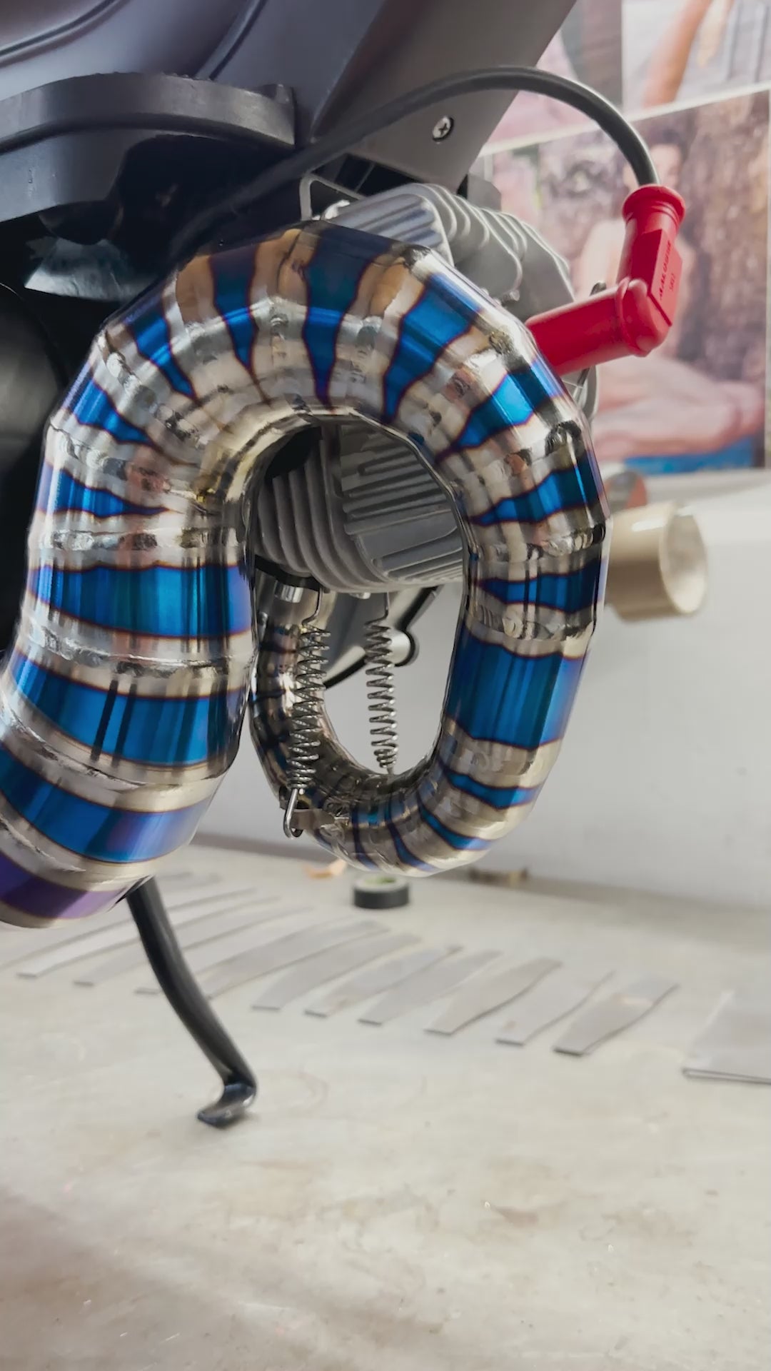 عادم DBR وايفرن تيتانيوم متعدد الألوان