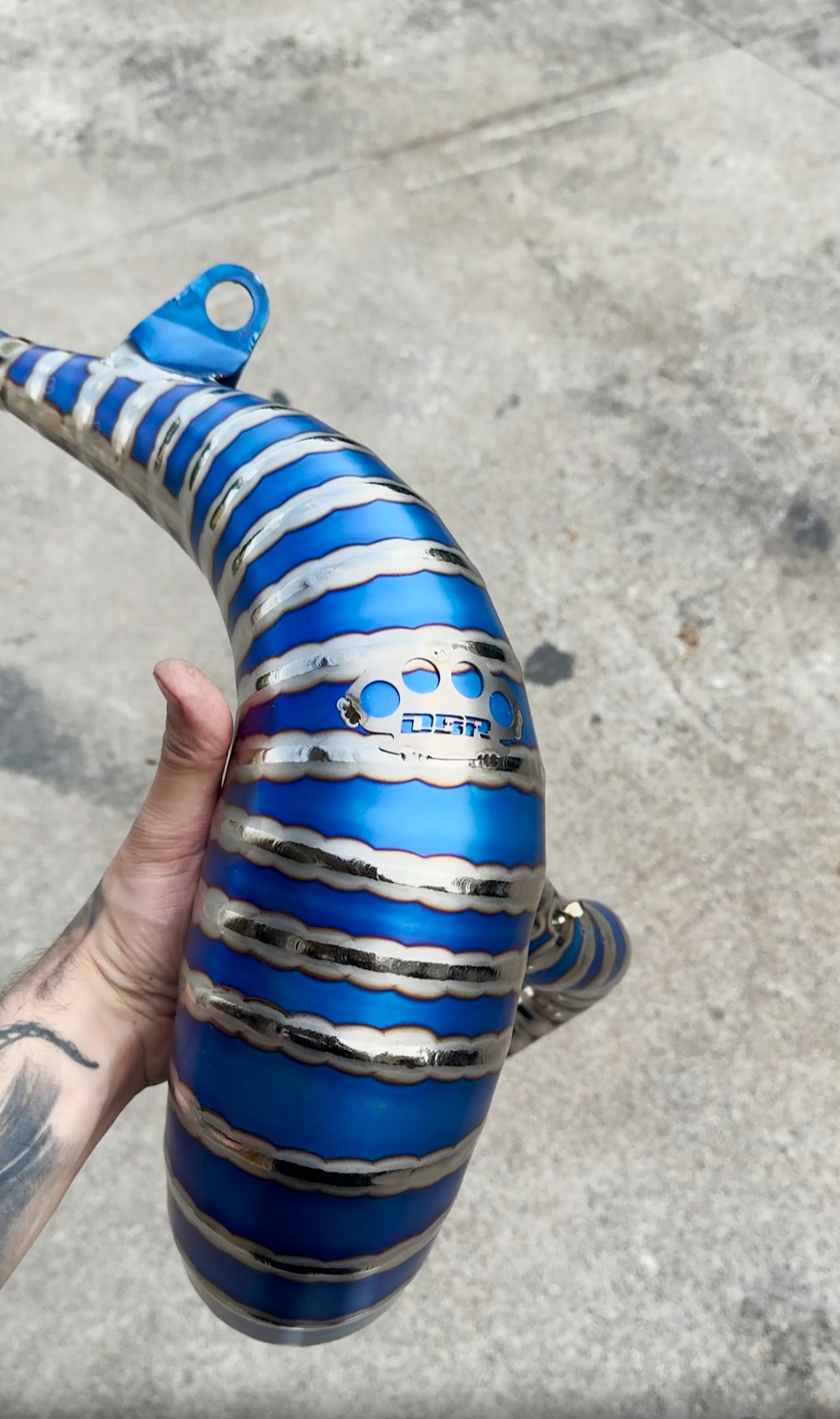 دي بي آر عادم الطرق الوعرة 250/300 سم مكعب عالي التيتانيوم